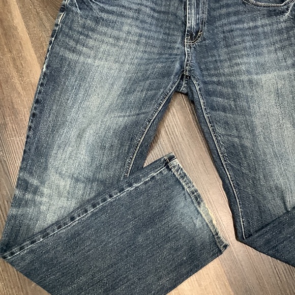 DKNY Jeans 33x32 - Picture 4 of 11